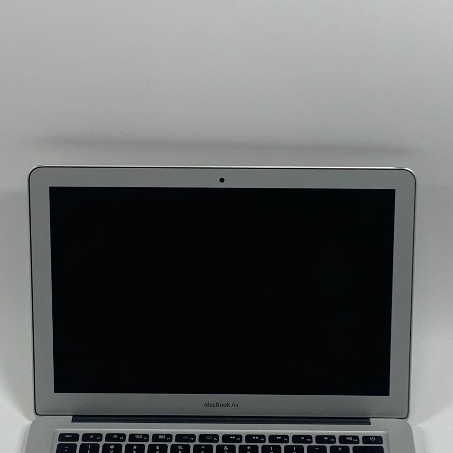 2017 Apple MacBook Air 13.3" i5 1.8GHz 8GB RAM 256GB SSD Silver A1466