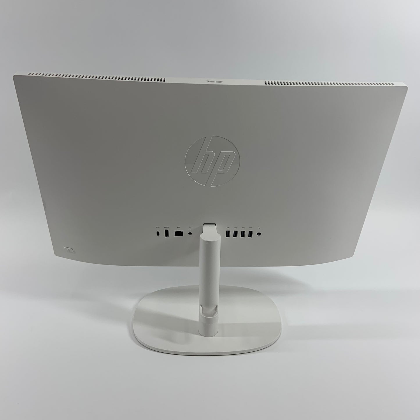 HP AIO 22-DG0003W 21.5" Intel Pentium Silver 2.00GHz 8GB RAM