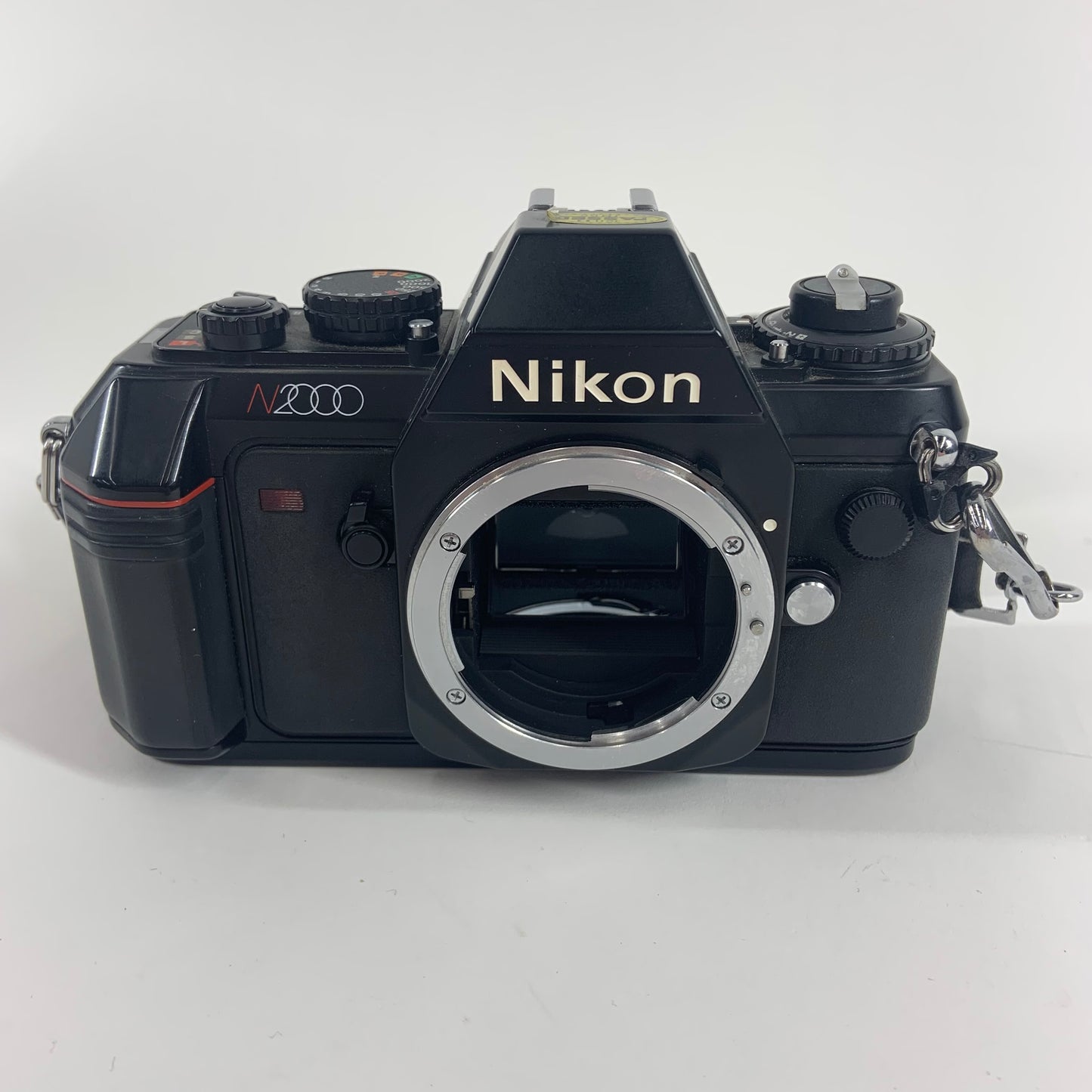 Nikon N2000 35MM Film Camera BUNDLE TESTED