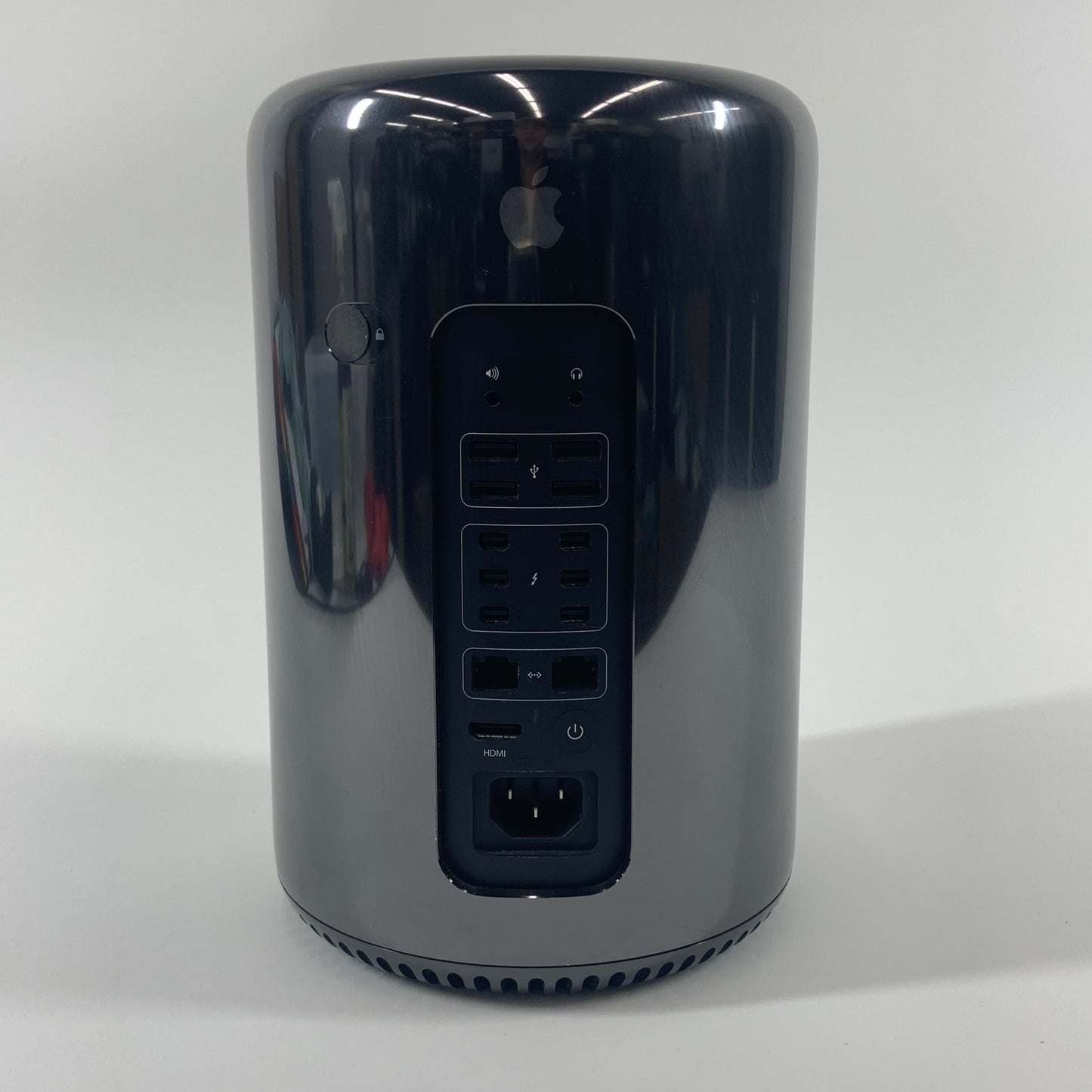 2013 Apple Mac Pro Xeon E5 2.7GHz 128GB RAM 2TB Fusion Drive Space Gray A1481