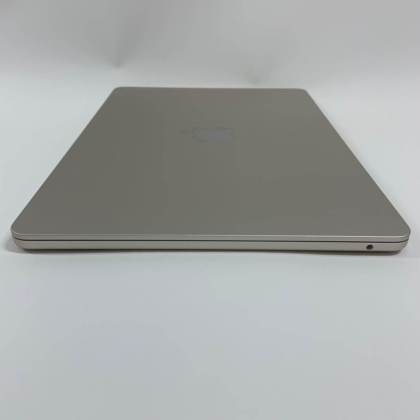 2024 Apple MacBook Air 13.6" M3 8C GPU 4.0GHz 16GB RAM 256GB SSD A3113