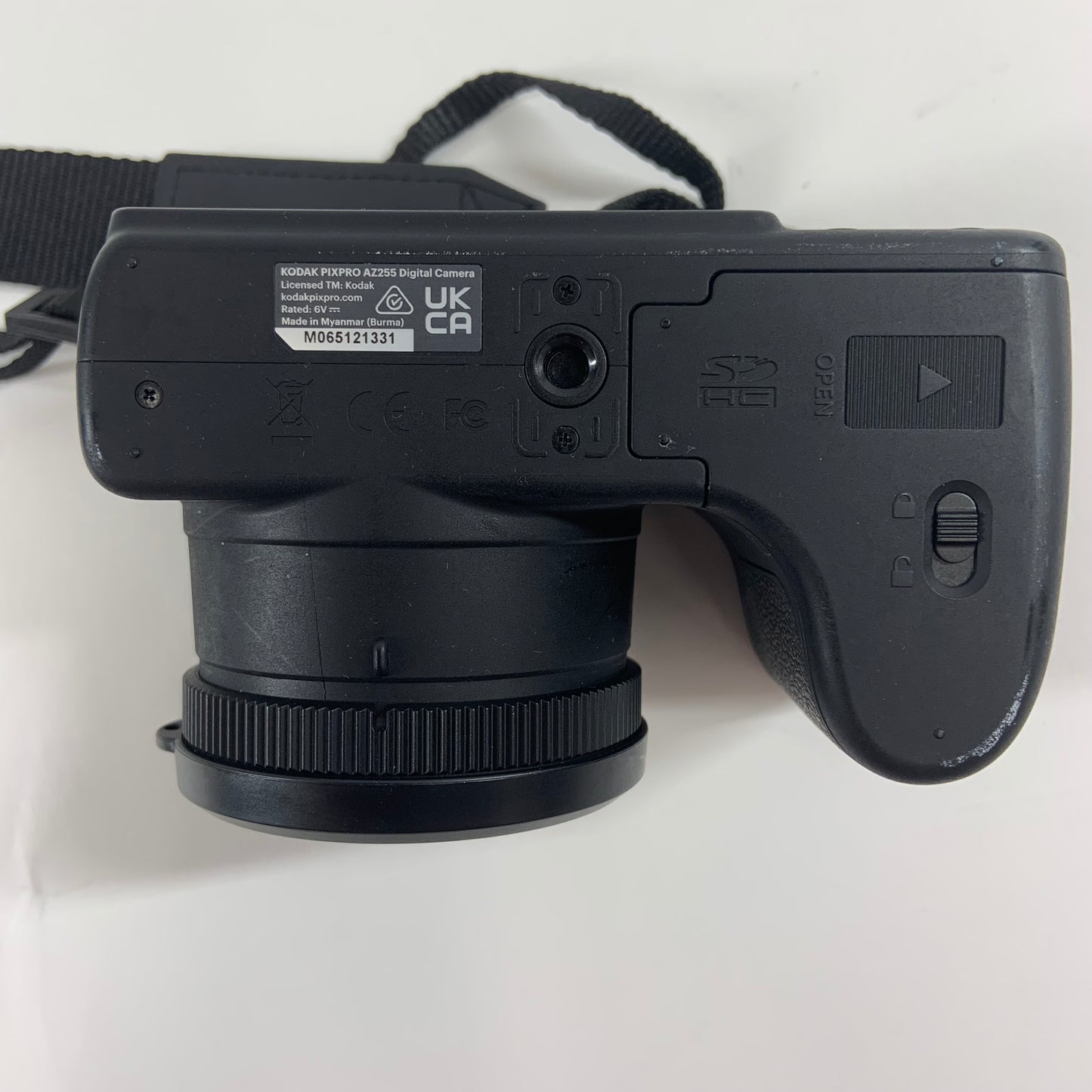 Kodak PIXPRO AZ255 16.0MP Digital Camera