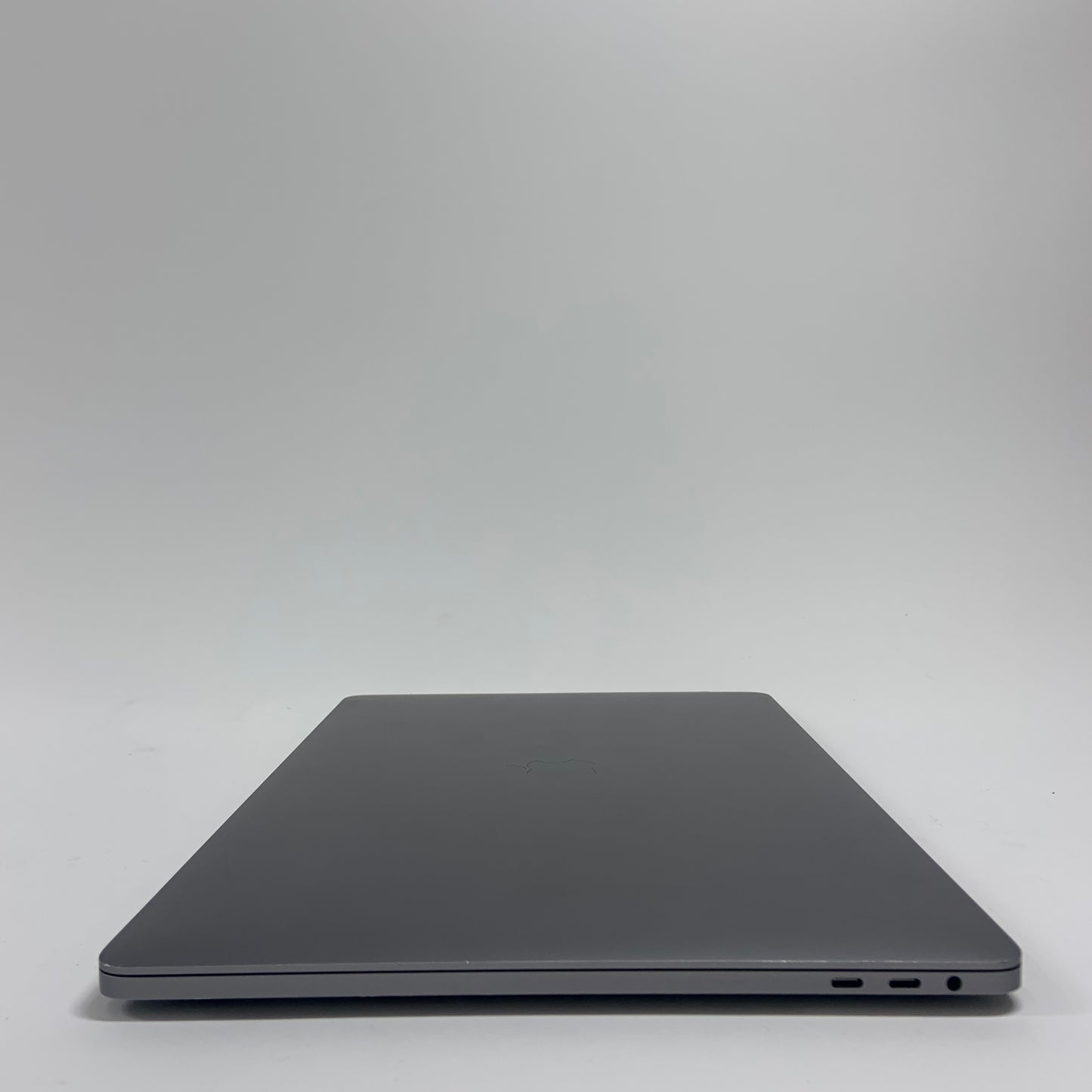 2019 Apple MacBook Pro 16" i7 2.6GHz 16GB RAM 512GB SSD Space Gray A2141