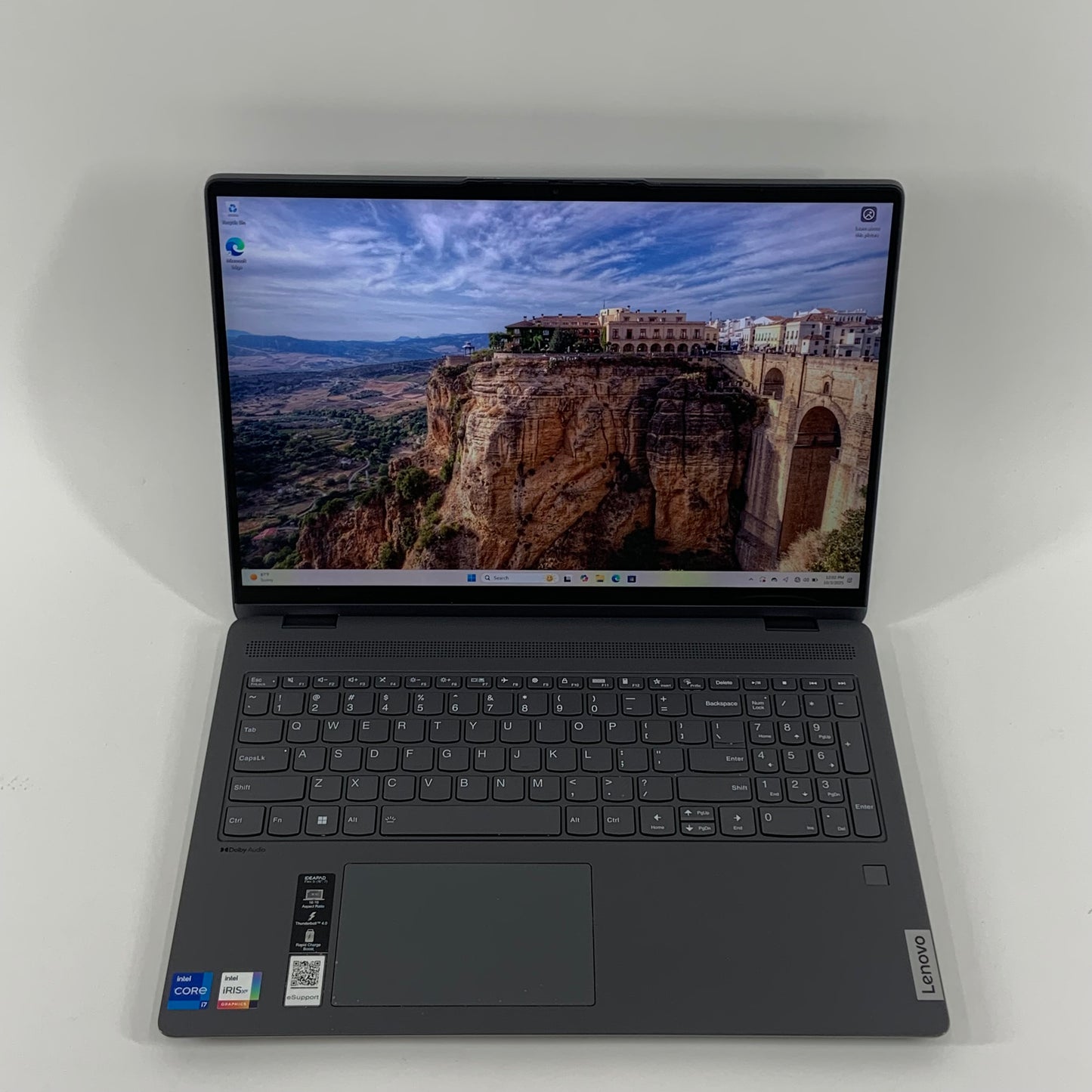 Lenovo IdeaPad Flex 5i 16" i7-1255U 1.7GHz 16GB RAM 1TB SSD