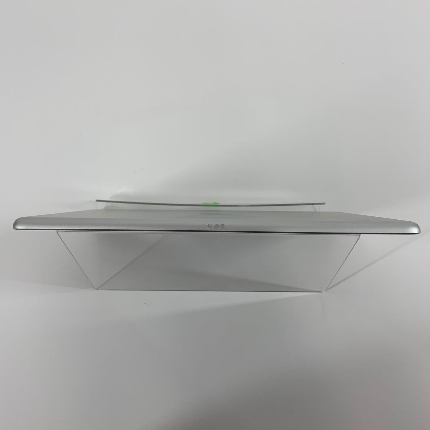 WiFi Only Apple iPad 9th Gen 64GB Silver MK2L3LL/A