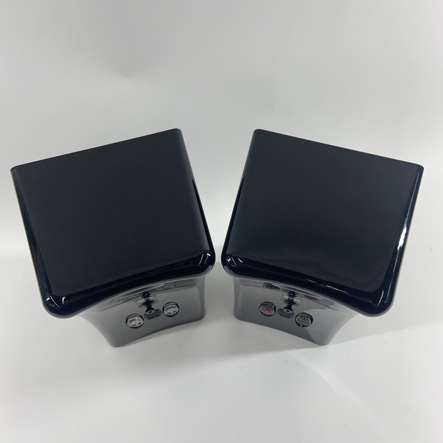 Martin Logan Motion 4 Bookshelf Speaker Pair Piano Black