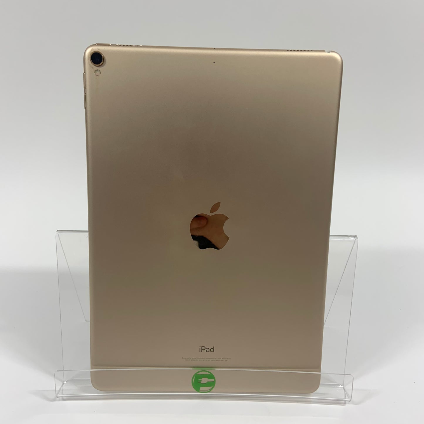 WiFi Only Apple iPad Pro 10.5" 64GB 17.7.6 MDX2LL/A Cracked Screen