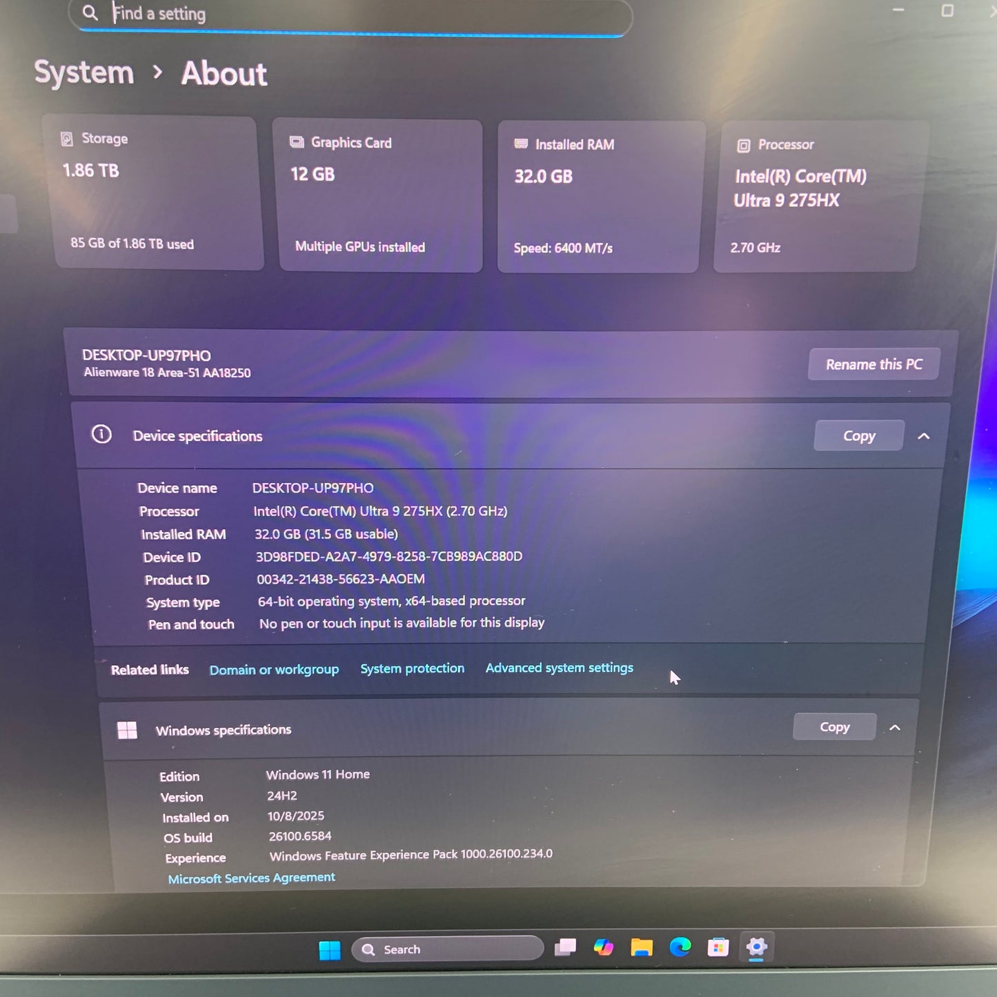 Alienware 18 AREA-51 18" Core Ultra 9 275HX 32GB RAM 2TB SSD GeForce RTX 5070 Ti