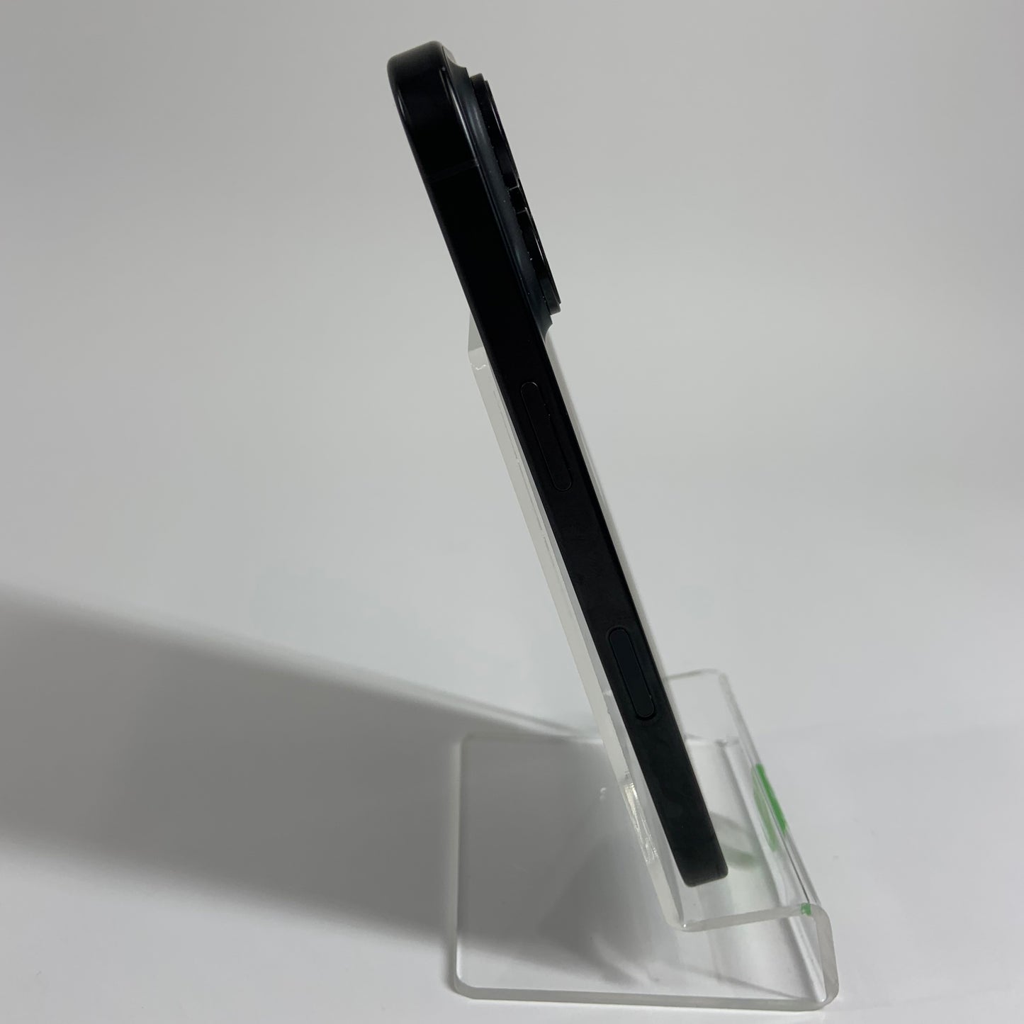 Unlocked Apple iPhone 16 Pro 128GB Black Titanium with WARRANTY