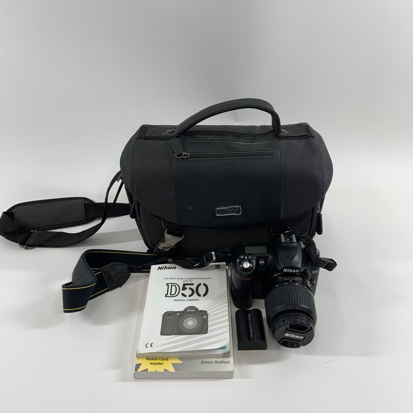 Nikon D50 16.1MP Digital SLR DSLR Camera