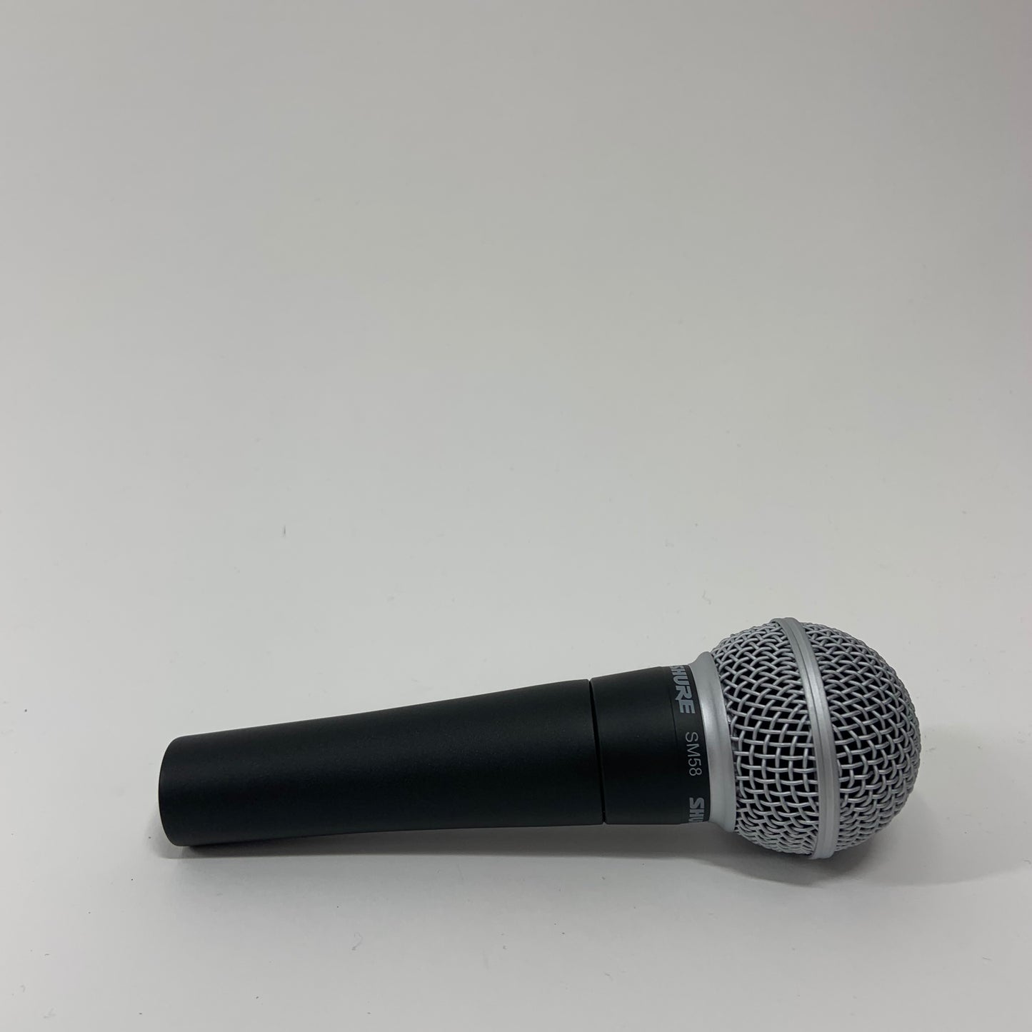 Shure SM58 50 to 15,000Hz Dynamic Vocal Microphone