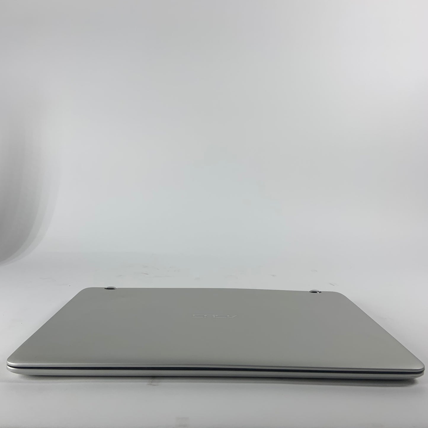 ASUS 2-in-1 Laptop Q504UA-BI5T26 15.6" i5-7200U 12GB RAM 256GB SSD Bad Batt