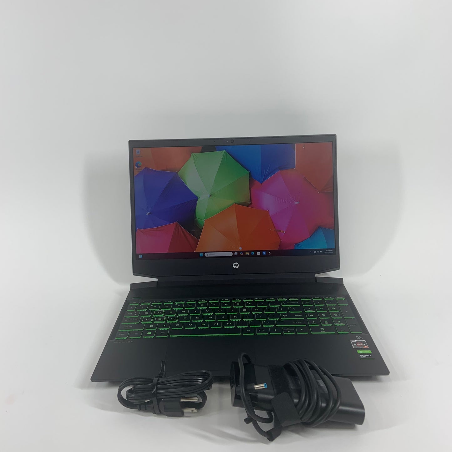 HP Pavilion Gaming 15.6" Ryzen 5 3550H 8GB RAM 256GB SSD GeForce GTX 1050