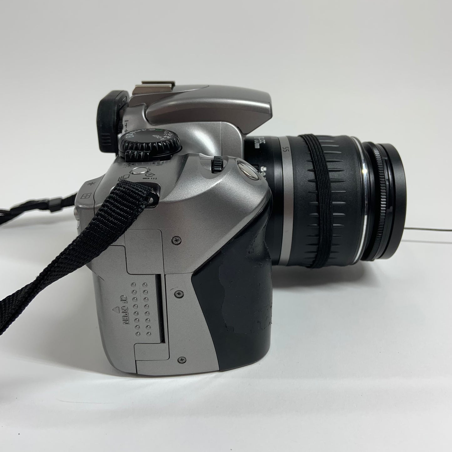 Canon EOS Digital Rebel 6.0MP Digital SLR DSLR Camera