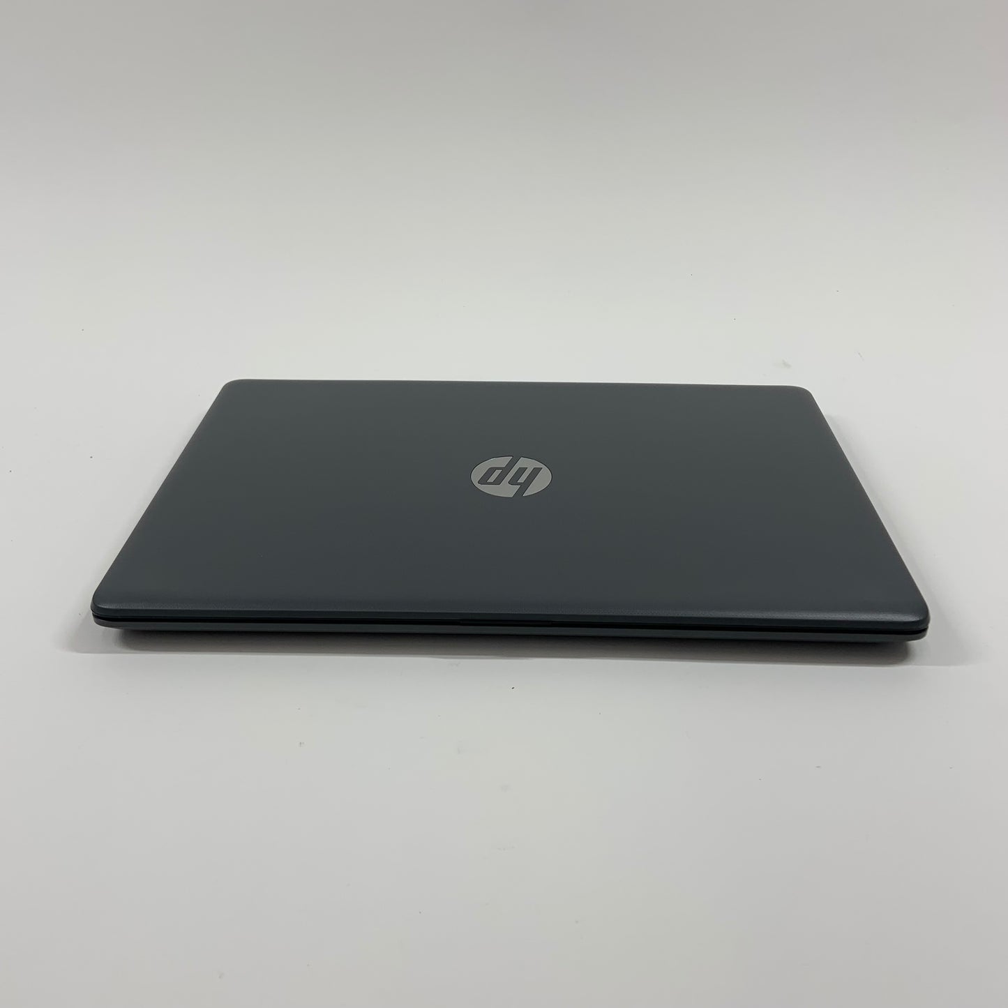 HP Notebook 15-db0072nr 15.6" AMD A9-9425 Radeon R5 3.7GHz 4GB RAM 1TB HDD
