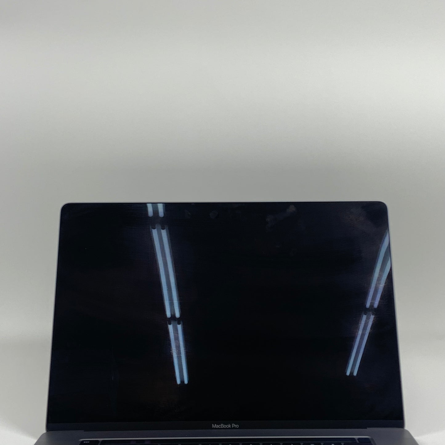 2019 Apple MacBook Pro 16" i7 2.6GHz 16GB RAM 512GB SSD Space Gray A2141