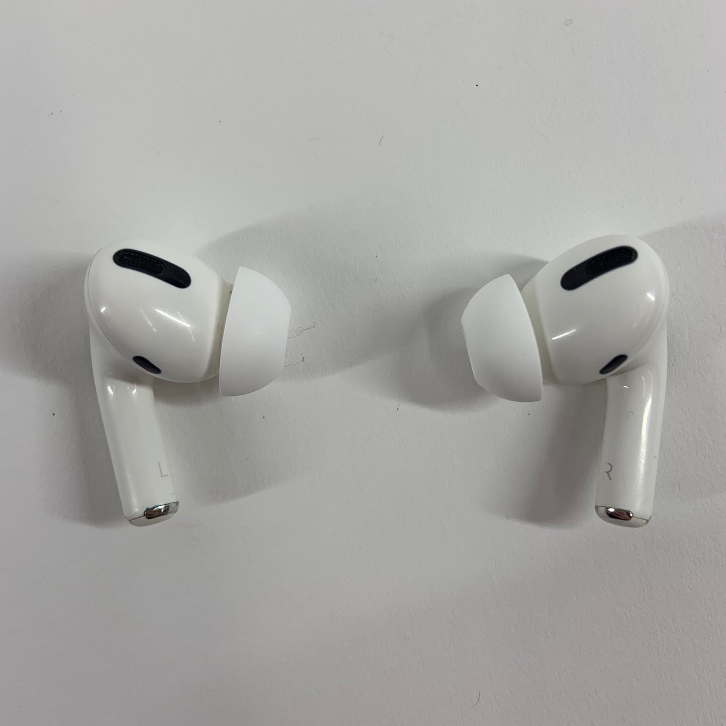 Apple AirPods Pro 1st Gen with Charging Case A2083 A2084 A2190