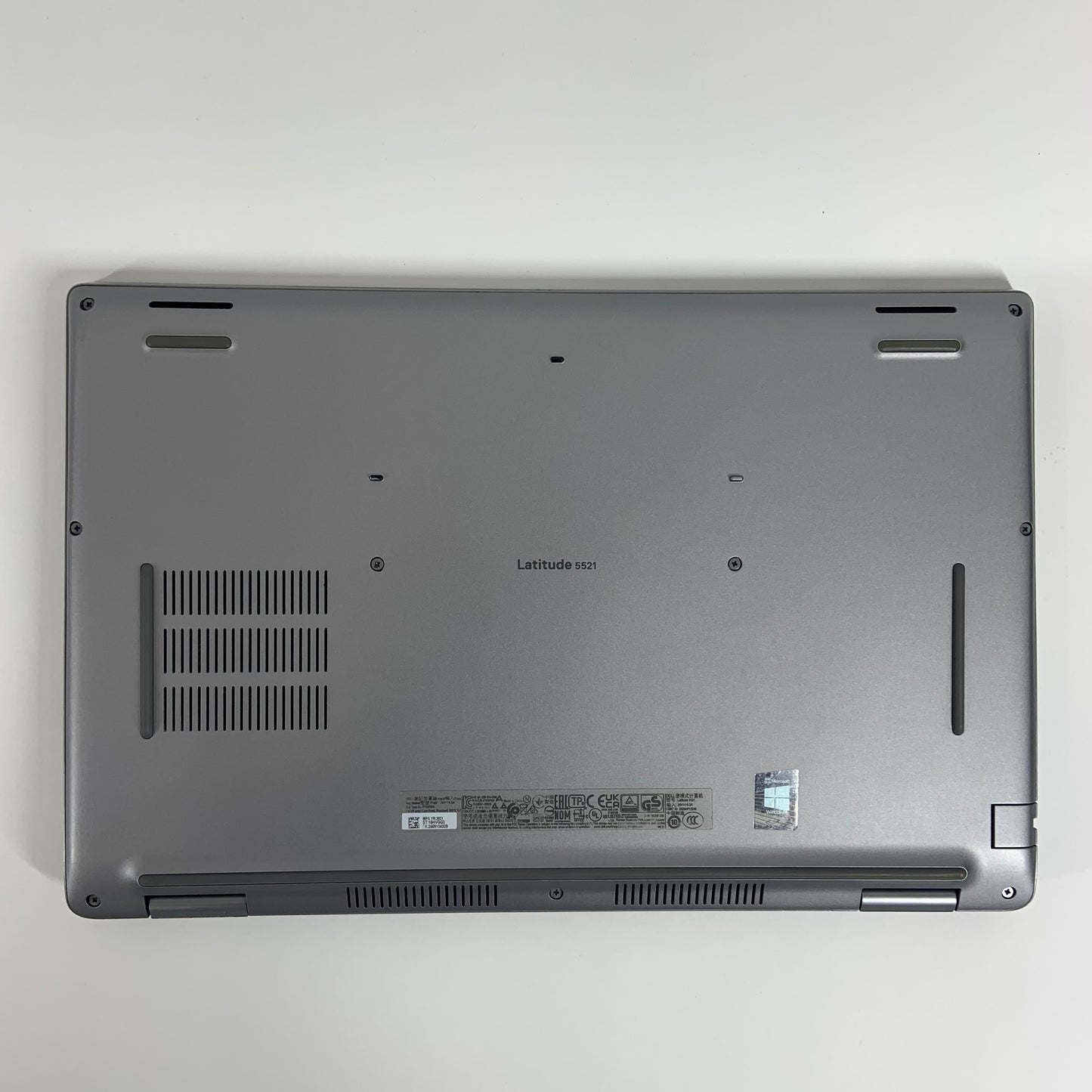 Dell Latitude 5521 15.6" i7-11850H 16GB RAM 256GB SSD Nvidia Quadro WIN 11 PRO