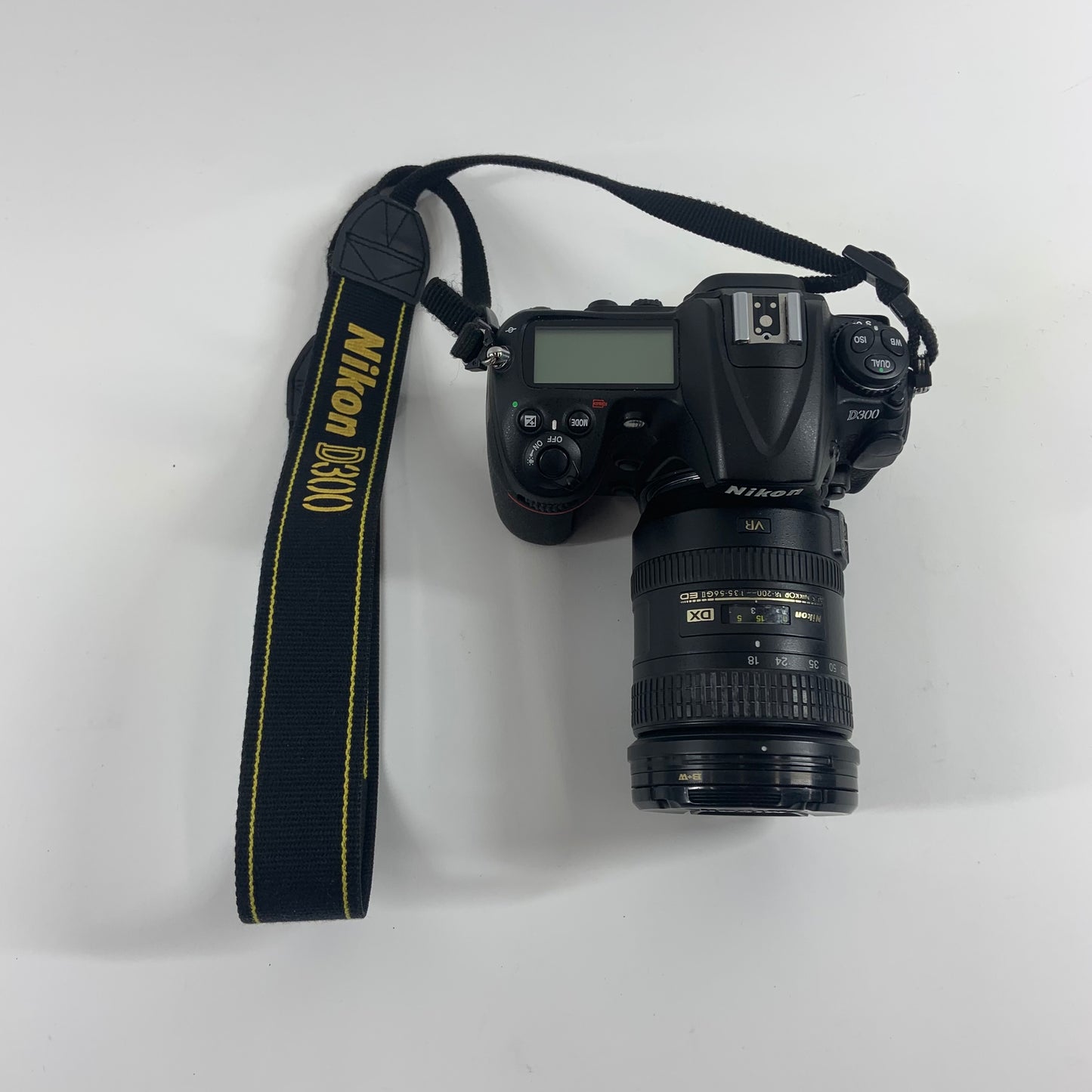 Nikon D300 12.3MP DSLR Camera With Nikkor AF S 18mm to 200mm ED VR Zoom Lens