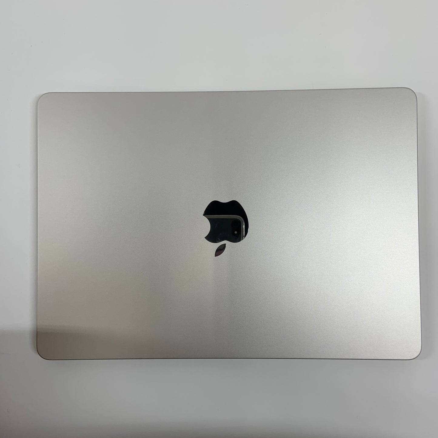 2024 Apple MacBook Air 13.6" M3 8C GPU 4.0GHz 16GB RAM 256GB SSD A3113