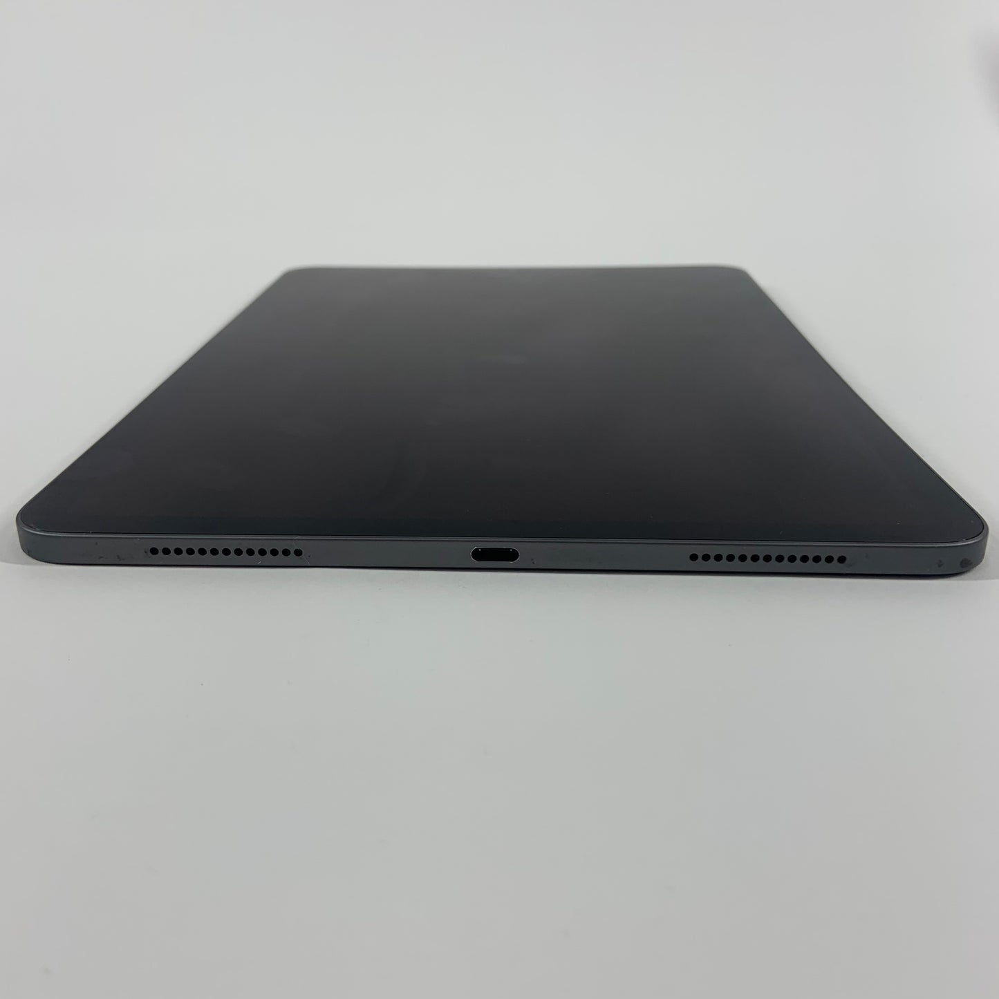 WiFi Only Apple iPad Pro 11" 2nd Gen 256GB 16.6 Space Gray MXDC2LL/A BUNDLE
