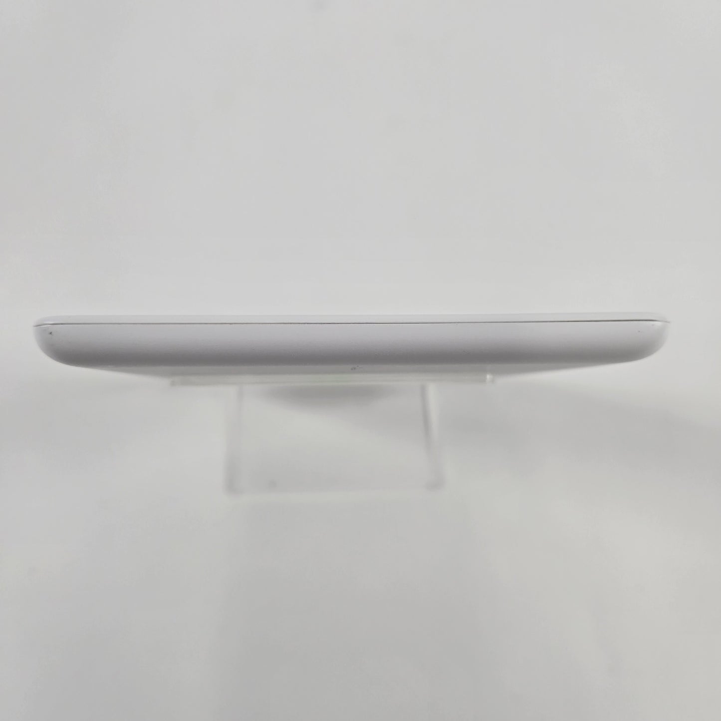 WiFi Only Amazon Kindle Paperwhite 4GB White J9G29R