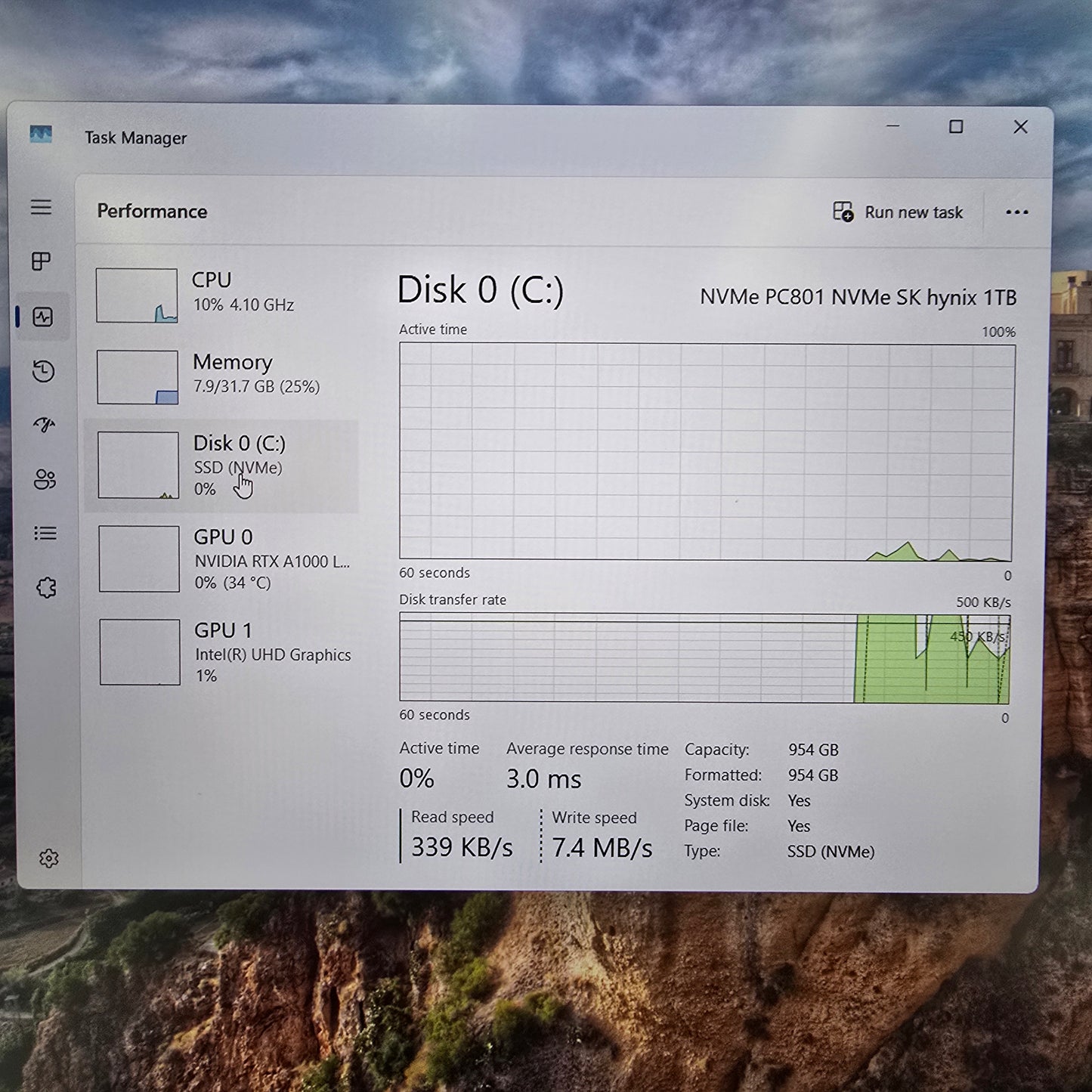 Dell Precision 7670 16" i7-12850HX 32GB RAM 1TB SSD RTX A1000 W11P Studio Laptop