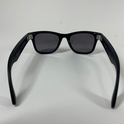 Ray-Ban Meta Wayfarer Gen 1 Matte Black AI Smart Glasses With Leather Case