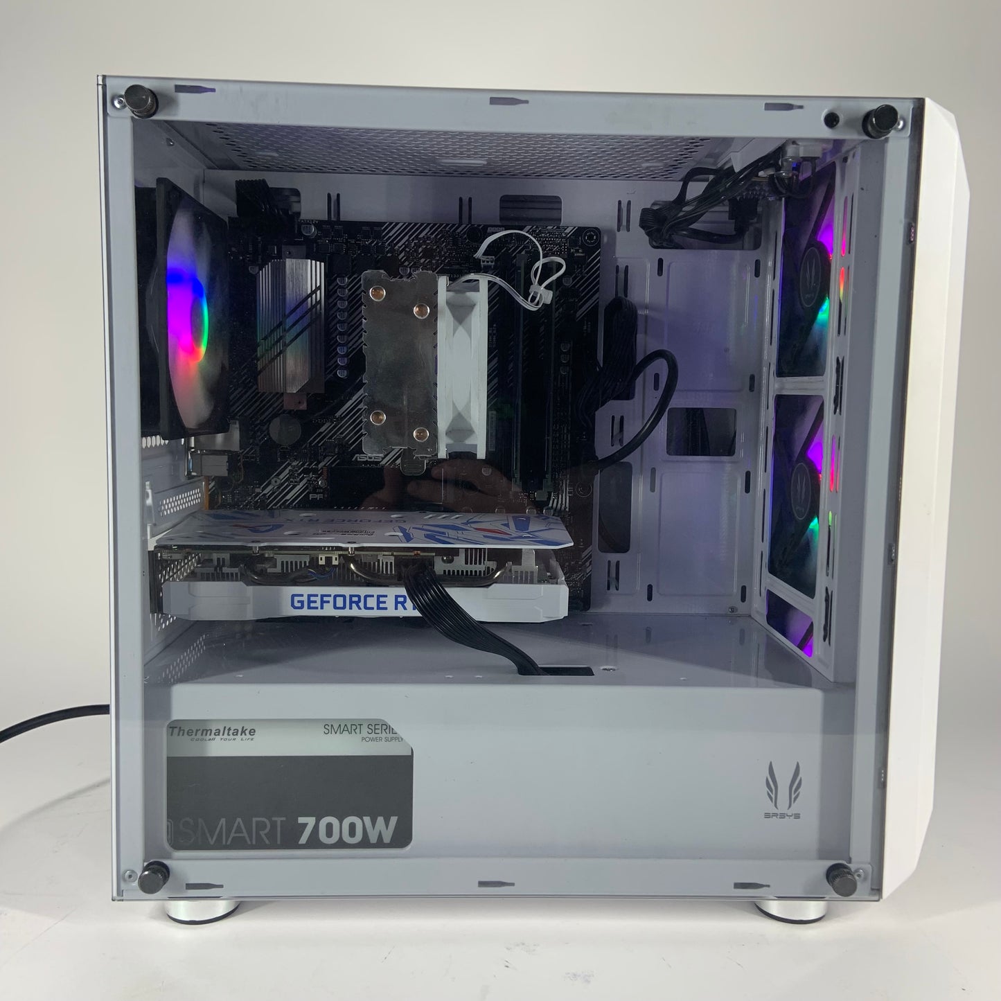 Custom White Micro-ATX RGB Gaming Ryzen 5 5600 GeForce RTX 3050 1TB SSD 16GB RAM Gaming PC
