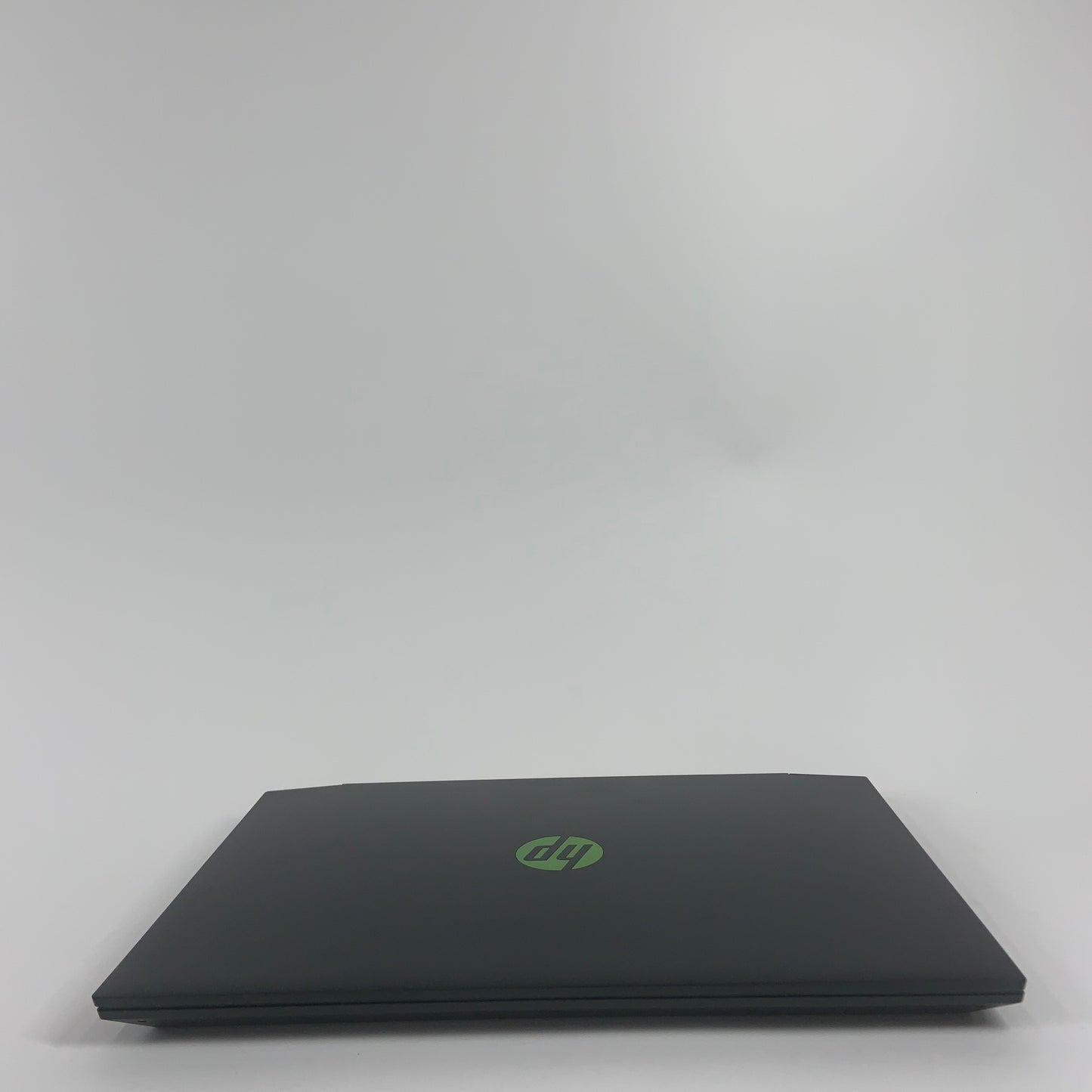 HP Pavilion Gaming 15.6" Ryzen 5 3550H 8GB RAM 256GB SSD GeForce GTX 1050