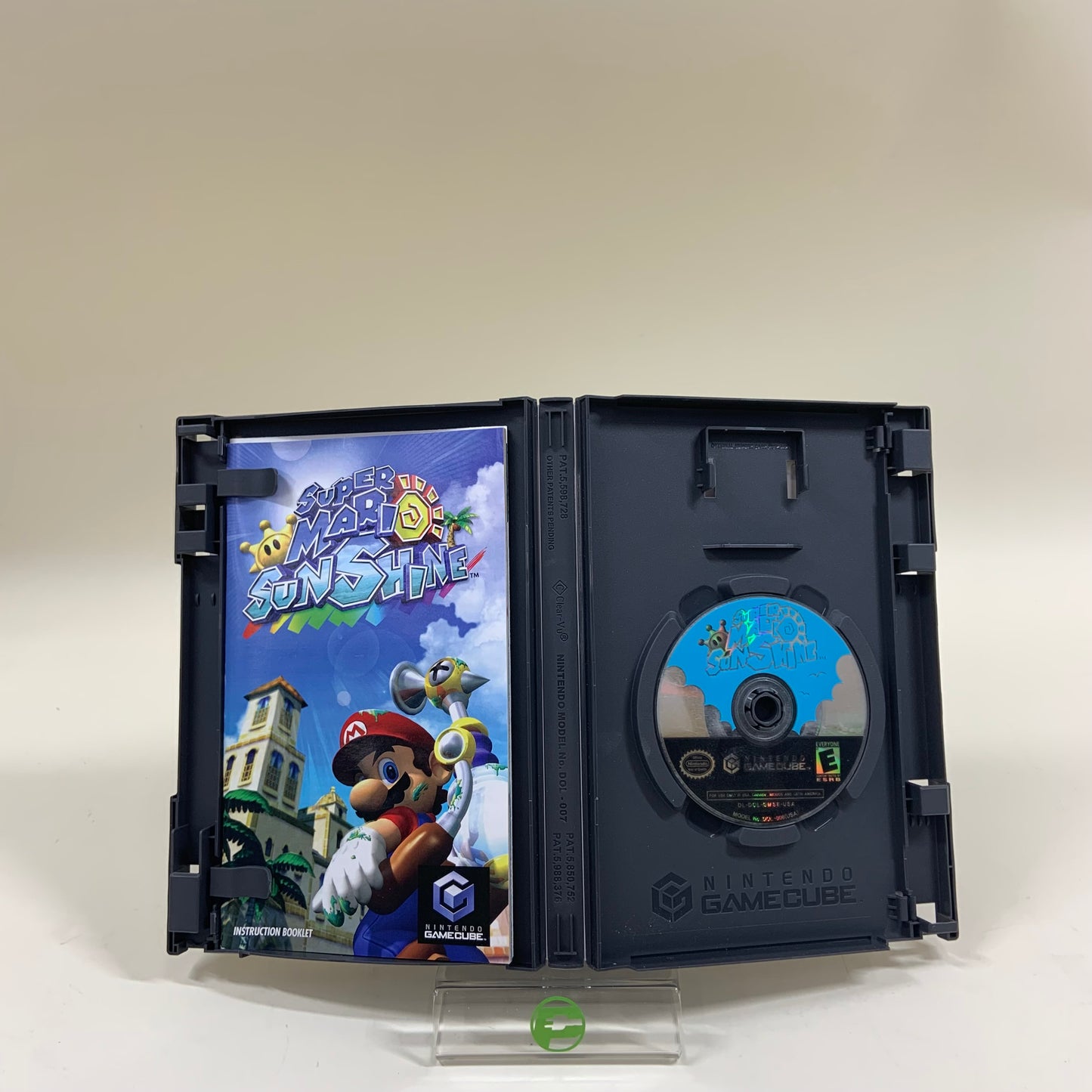 Super Mario Sunshine [Player's Choice] (Nintendo GameCube, 2003)