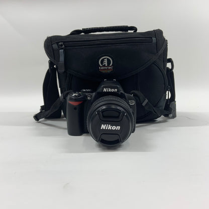 Nikon D40x 10.2MP Digital SLR DSLR Camera