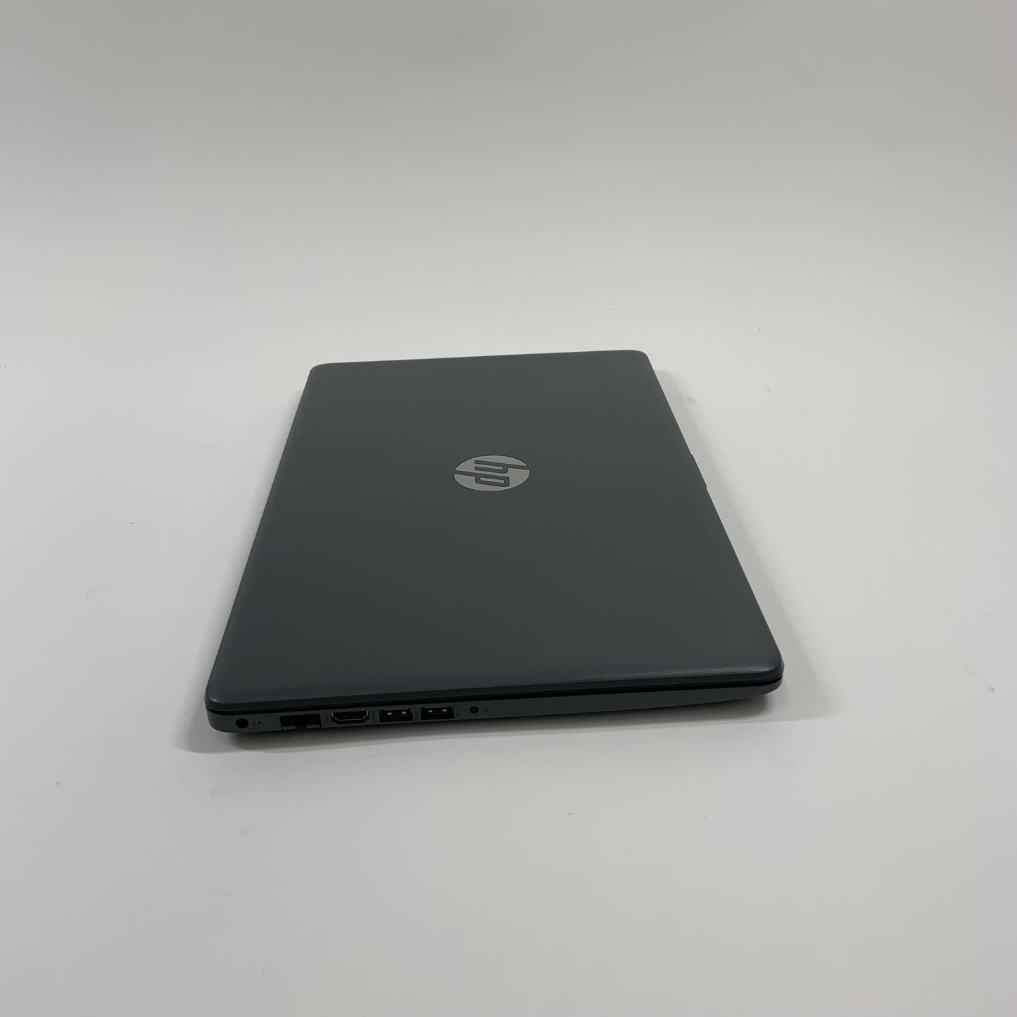 HP Notebook 15-db0072nr 15.6" AMD A9-9425 Radeon R5 3.7GHz 4GB RAM 1TB HDD