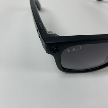 Ray-Ban Meta Wayfarer Gen 1 Matte Black AI Smart Glasses With Leather Case