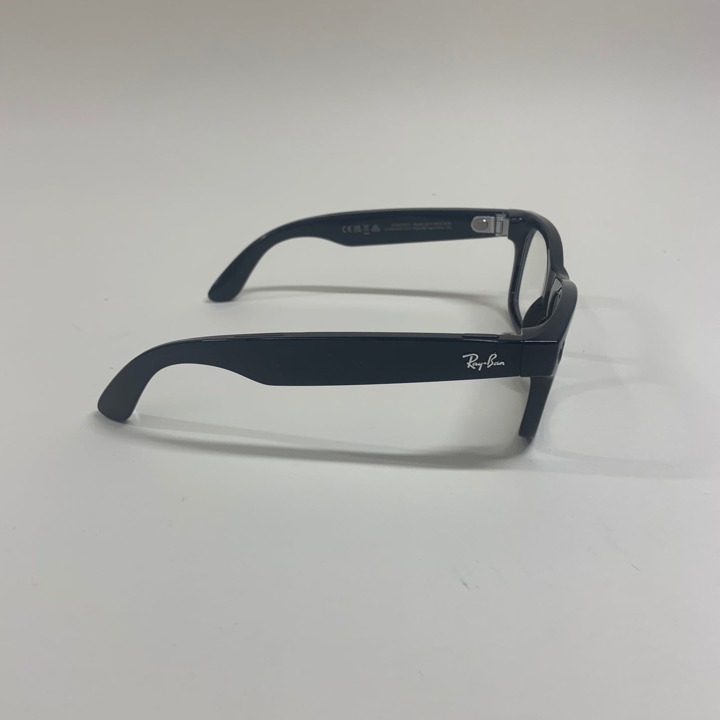 Ray-Ban Meta Wayfarer Smart Glasses RW4006