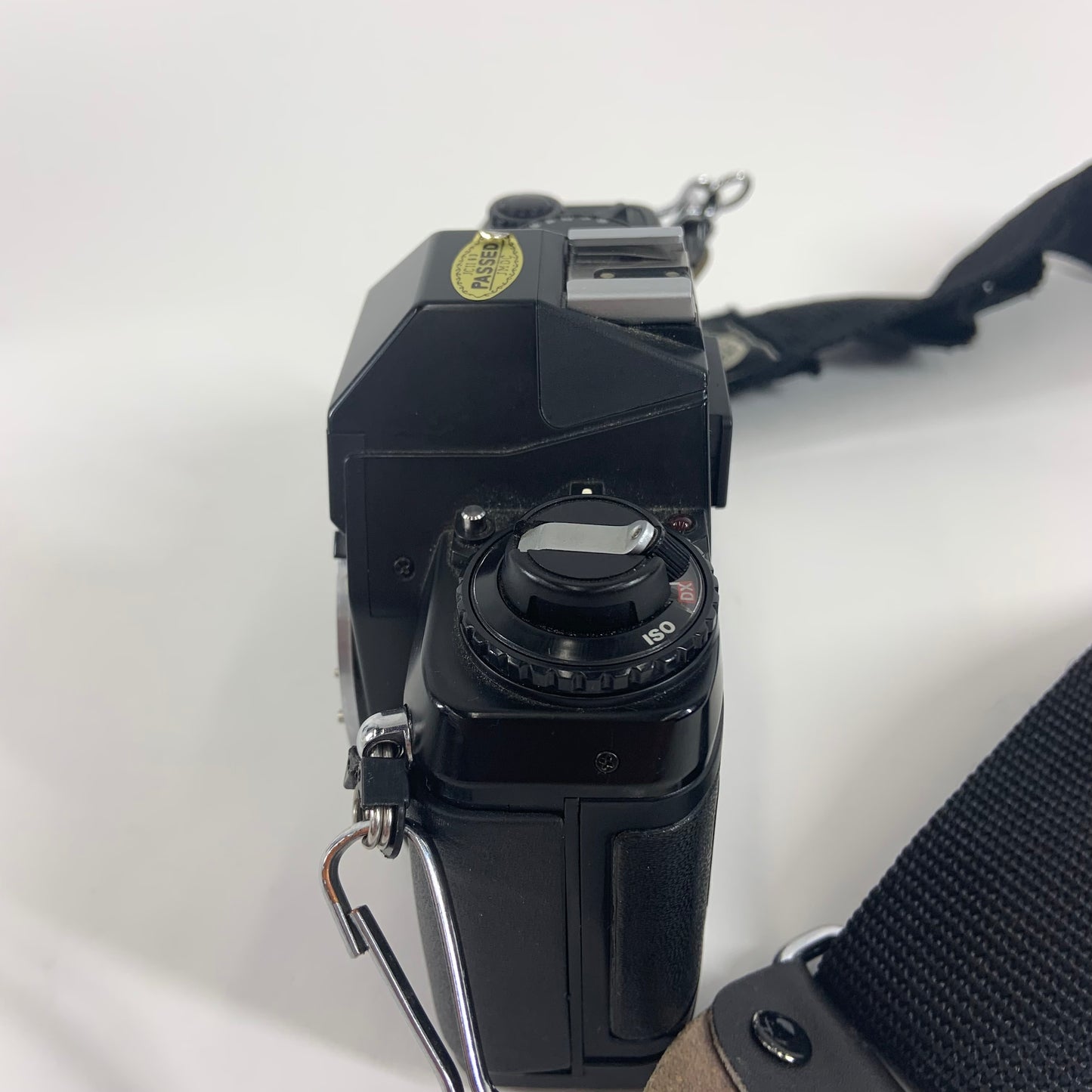 Nikon N2000 35MM Film Camera BUNDLE TESTED