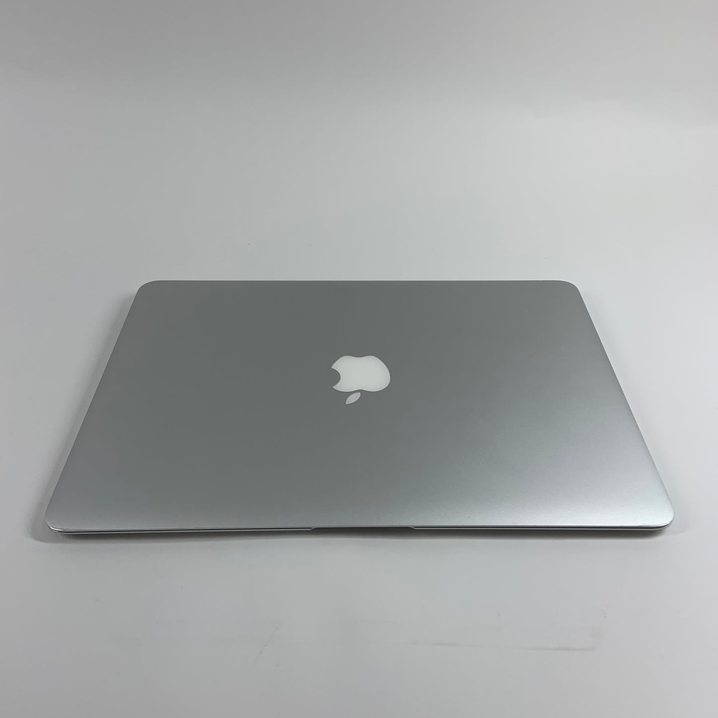  2017 Apple MacBook Air 13.3" i5 1.8GHz 8GB RAM 256GB A1466