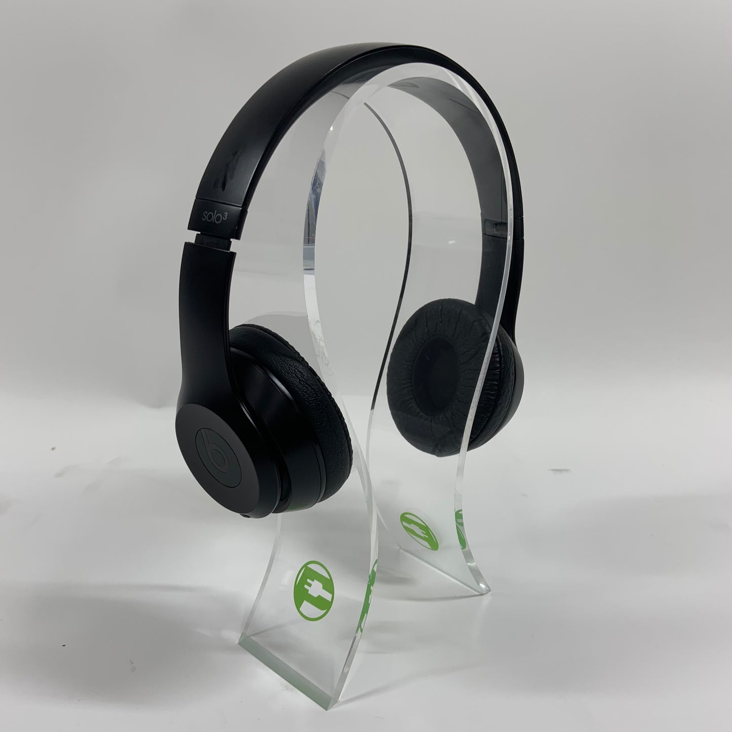 Beats Solo3 Wireless On-Ear Bluetooth Headphones -BROKEN HINGE