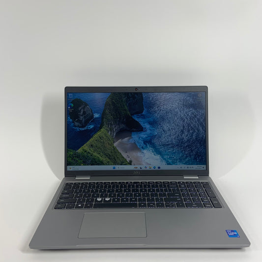 Dell Latitude 5521 15.6" i7-11850H 16GB RAM 256GB SSD Nvidia Quadro WIN 11 PRO
