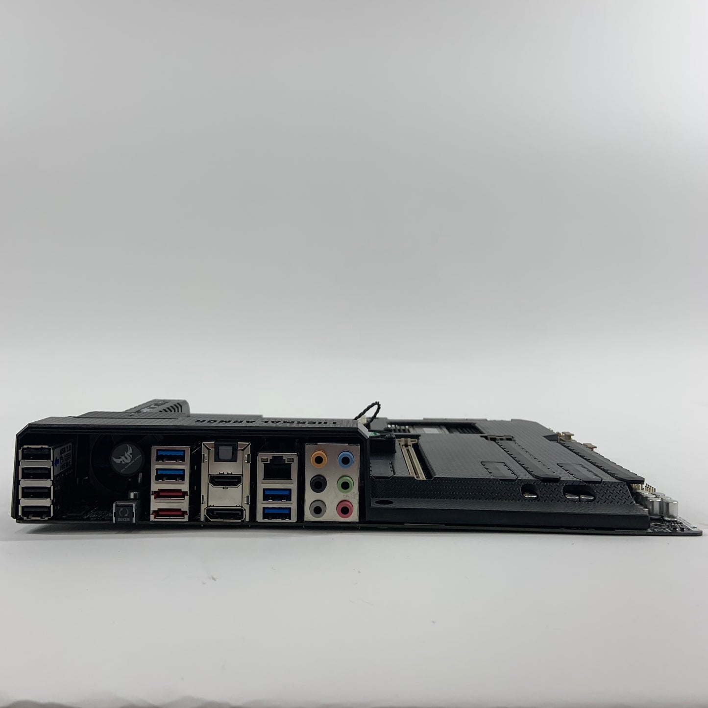 ASUS Sabertooth Z77 LGA 1155 Retro Motherboard with Thermal Armor IO Shield and 3750K
