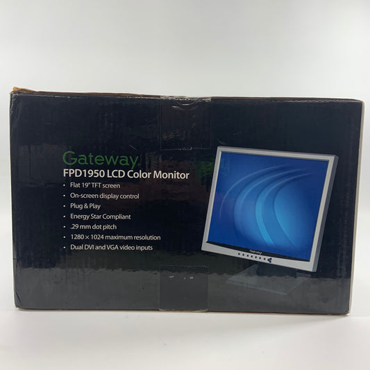 New in Box Vintage Gateway 19" FPD1950 HD TFT 60Hz LCD Monitor