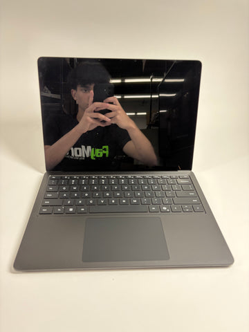 Microsoft Surface Laptop 7 2036 13.8" Snapdragon x 12-Core 3.4GHz 32GB RAM 1TB 