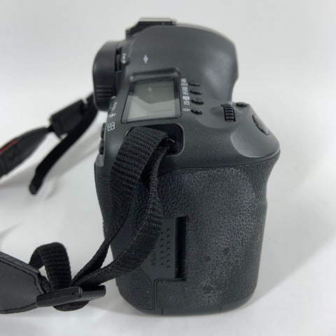 Canon EOS 5DS Digital SLR DSLR Camera 50.6 MP