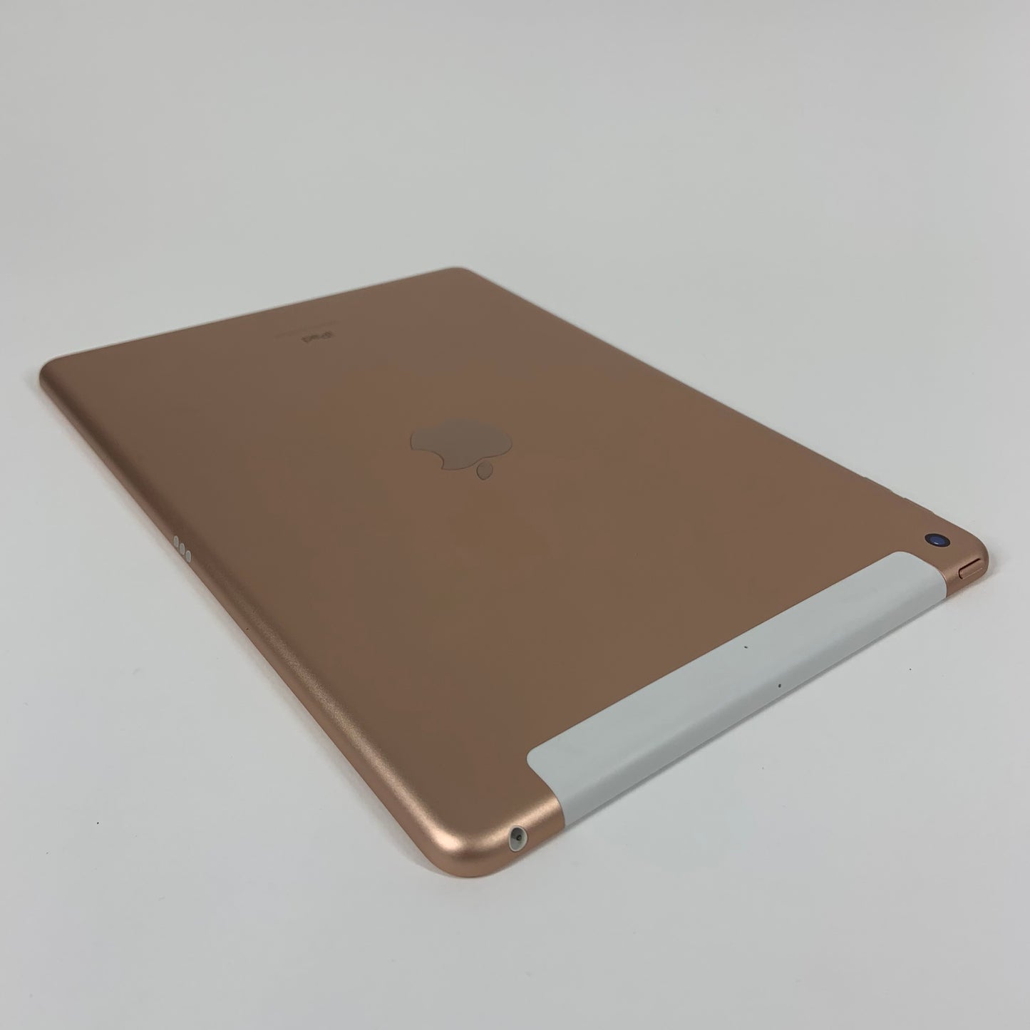 Unlocked Apple iPad 7th Gen 128GB 16.6.1 Gold MW722LL/A