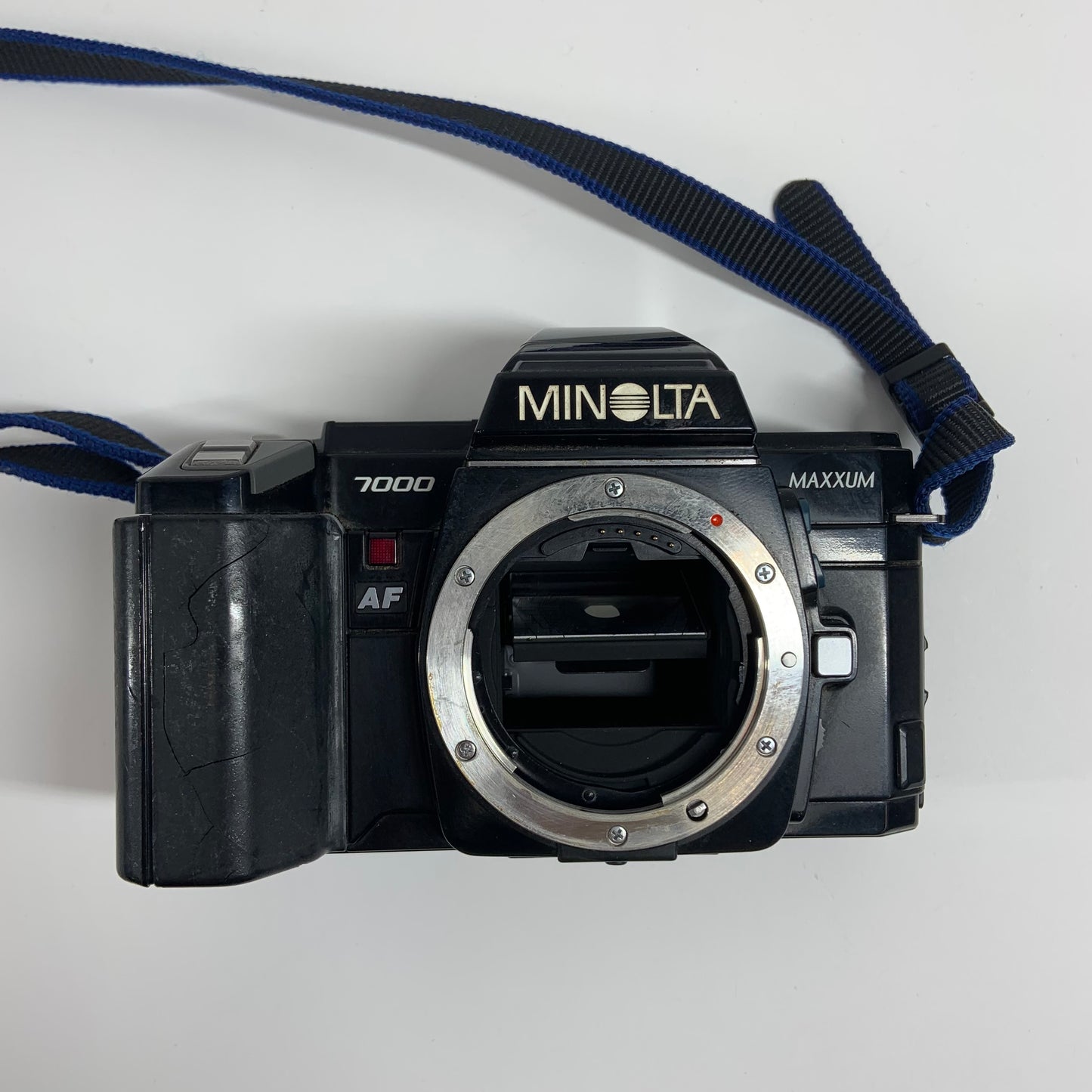 VINTAGE Minolta 7000 MAXXUM 35MM Film Camera BODY ONLY