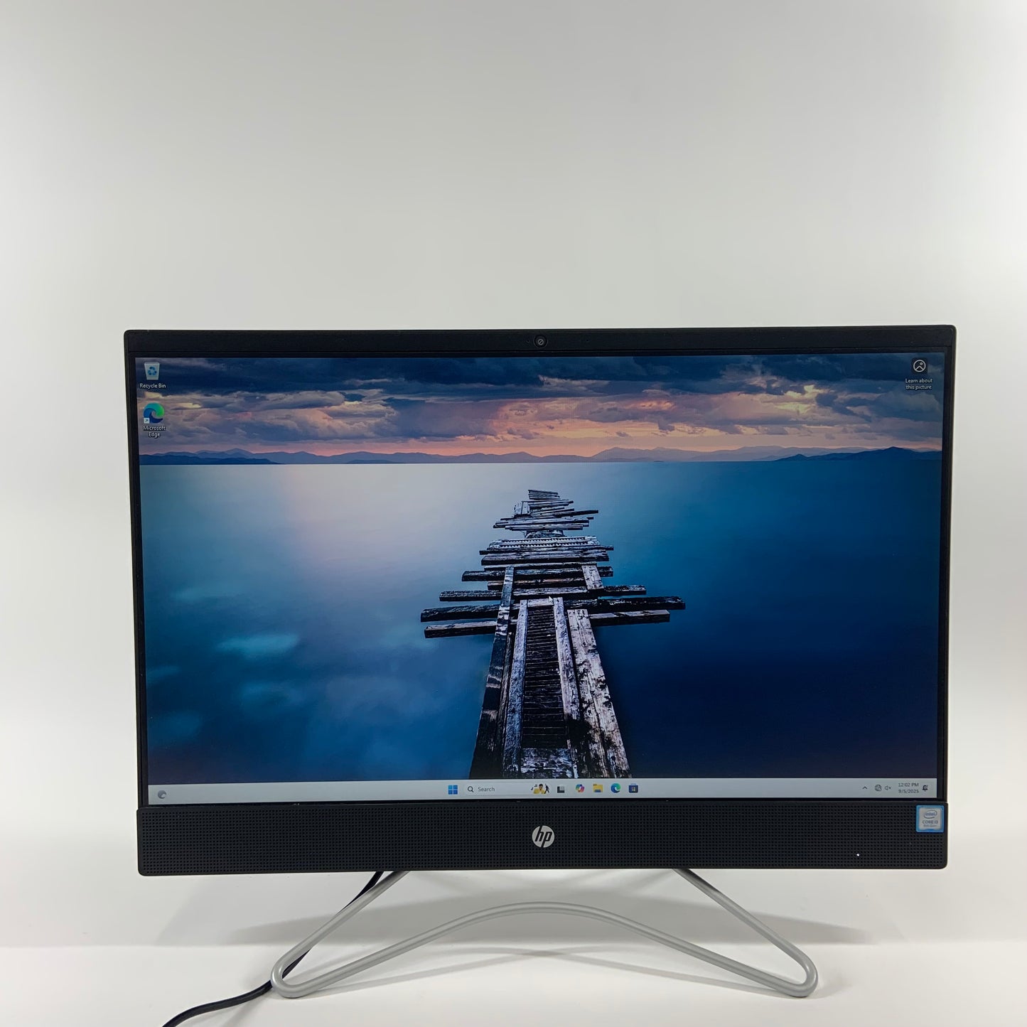 HP 24 All-In-One PC 24-F0014 24" i3-8130u 2.20GHz 8GB RAM 1TB HDD