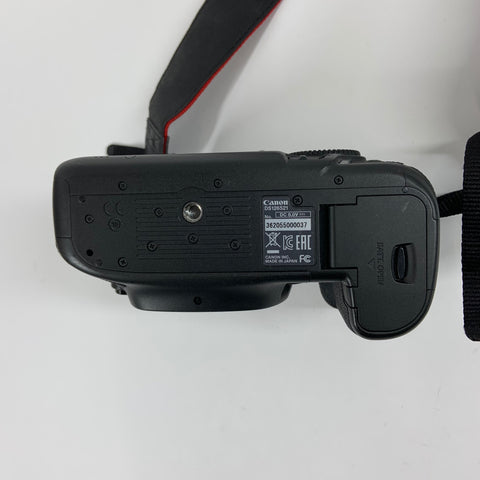 Canon EOS 5DS Digital SLR DSLR Camera 50.6 MP