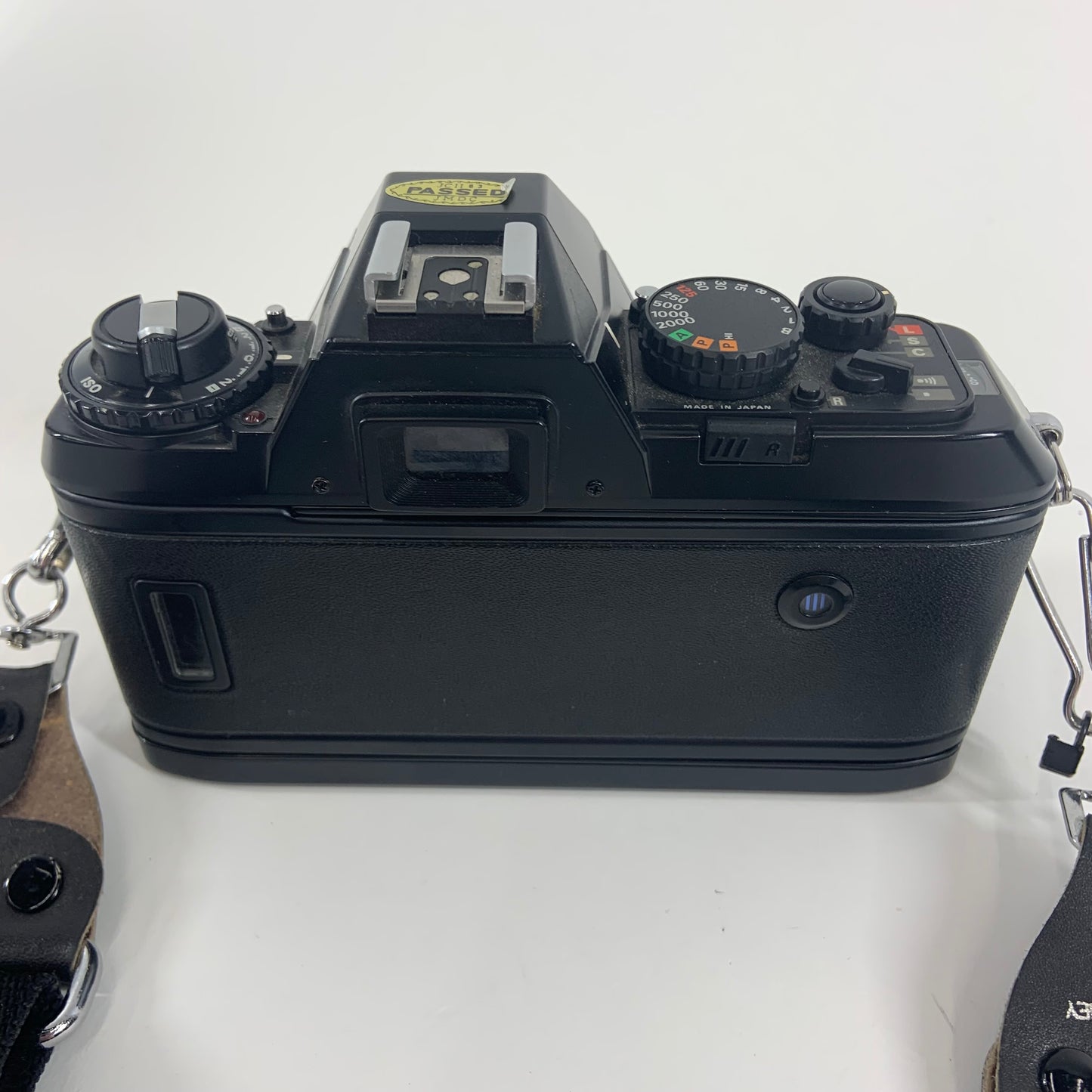 Nikon N2000 35MM Film Camera BUNDLE TESTED