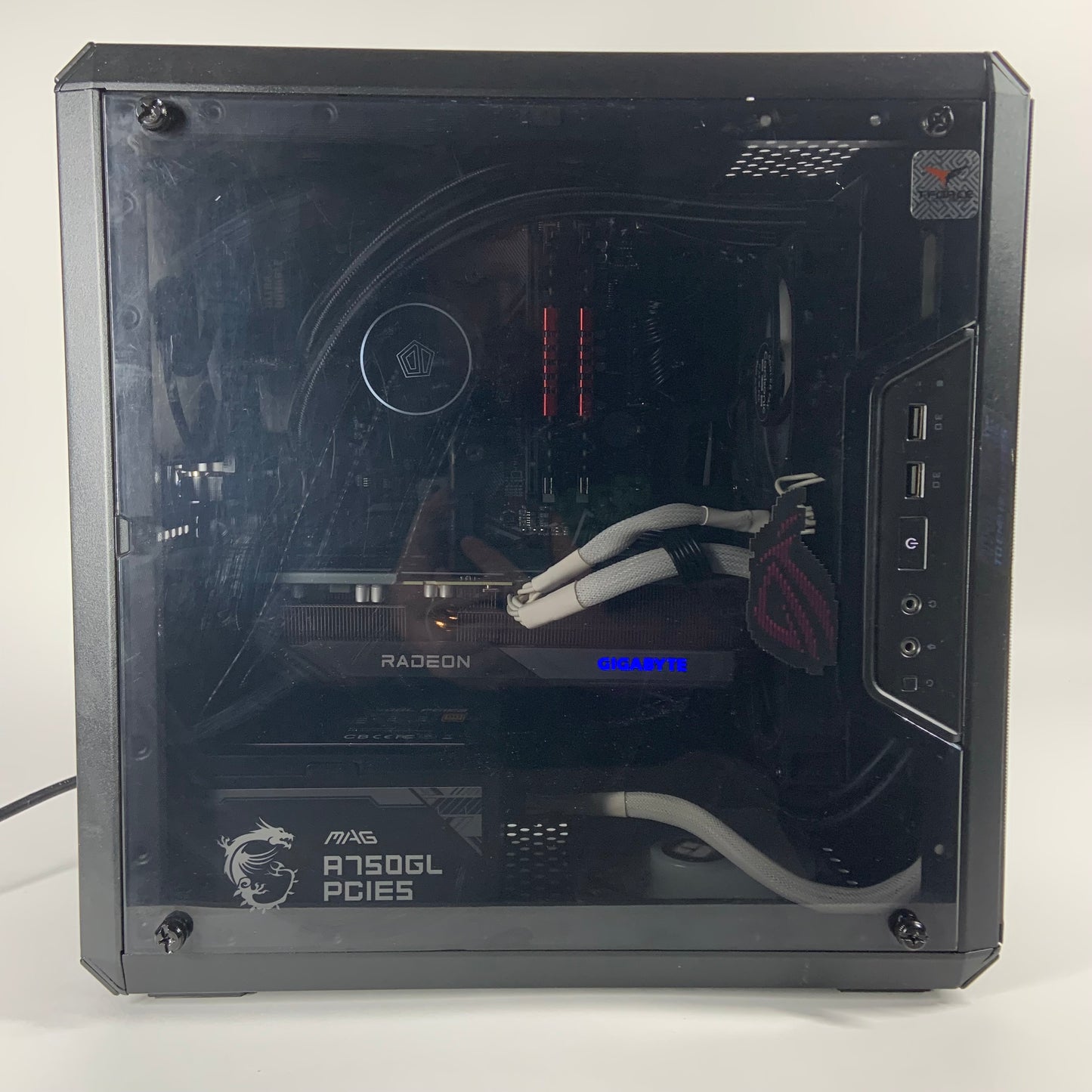 Compact Gaming Radeon RX 7600 XT AMD Ryzen 5 5600 3.50GHz 16GB RAM 1TB SSD