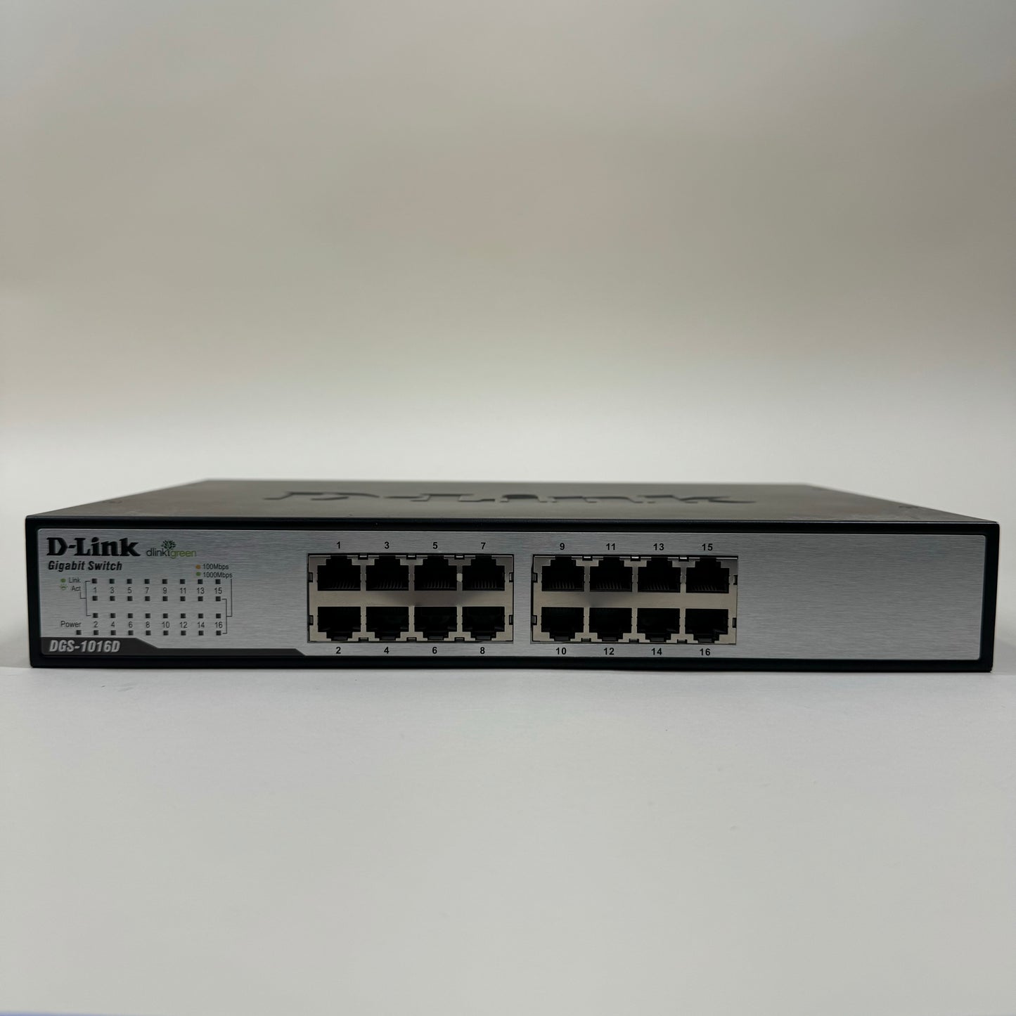 D-Link DGS-1016D 16-Port Gigabit Ethernet Switch